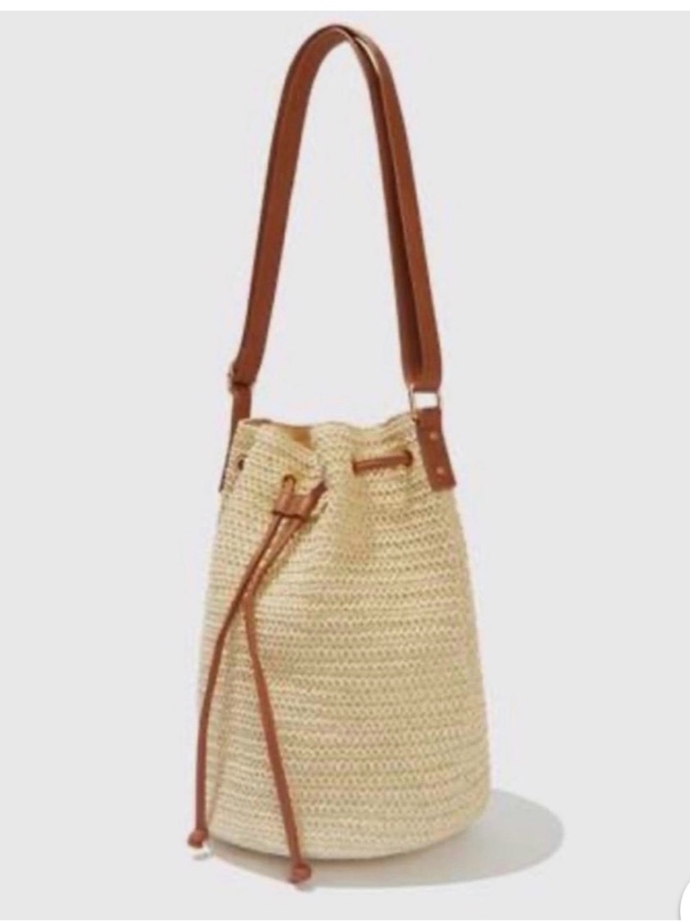 Montce Ali Cream Raffia Bucket Bag with Tan Straps *Never Used*